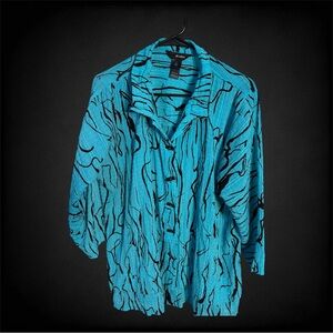 Ali Miles Turquoise Button-Up Blouse with Black Abstract Lines